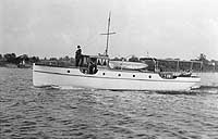 Photo #  NH 102366:  Motor boat Voyager underway, prior to World War I