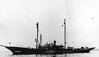 Photo # NH 102574:  USS Xarifa in harbor, circa 1918-1919