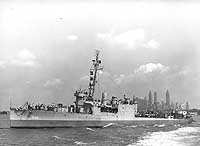 Photo # 19-N-50553:  USS Bainbridge in New York Harbor, 19 August 1943