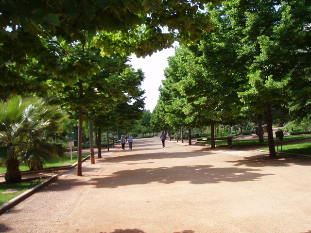 strolling in Lorca Park
