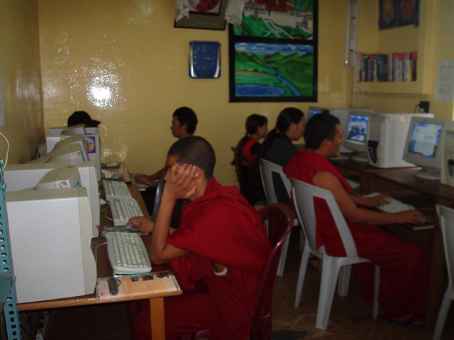 Computer room at LHA