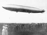 Photo # NH 1216:  British airship R-38 makes its first trial flight, 23 June 1921
