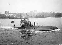 Photo # NH 41914:  USS Viper underway in New York Harbor, 1909