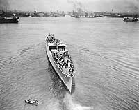 Photo # NH 53569:  Launching of USS Hopkins, 26 June 1920