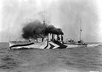 Photo # NH 55612:  USS Fairfax making smoke during trials, May 1918