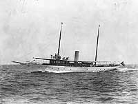 Photo #  NH 90616-A:  Yacht Akela underway, prior to World War I