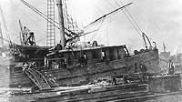Photo #  NH 102009:  Trawler Long Island, probably being converted for Naval use, circa May 1917