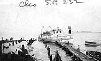 Photo #  NH 102818:  Motor boat Cleo in a Great Lakes port, prior to her World War I era Naval service