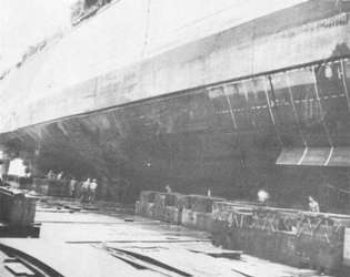 U. S. S. CANBERRA (CA70) TORPEDO DAMAGE FORMOSA 13 OCTOBER 1944