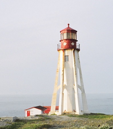 https://www.ibiblio.org/lighthouse/photos/Canada4/BelleIsleNortheastLAB.jpg