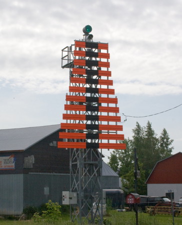 Leclercville Range Front Light