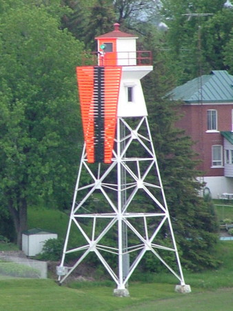 Verchères Village Range Rear Light