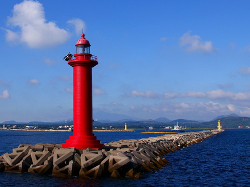 Seongsanpo North Breakwater Light