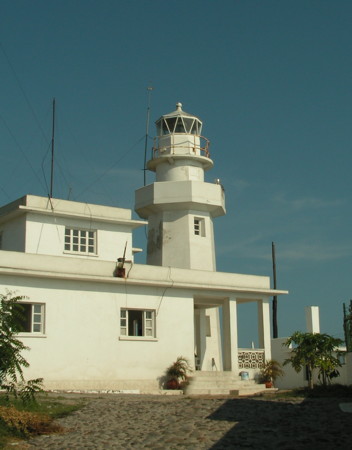 Faro de Punta Campos